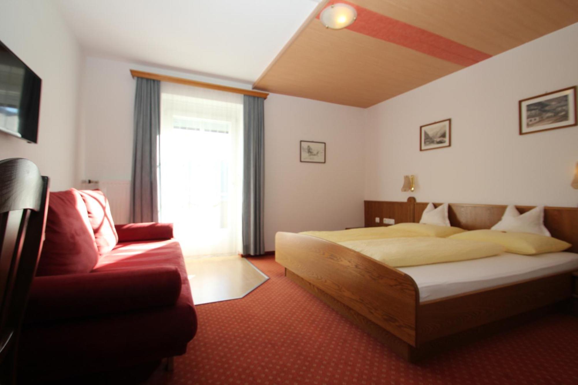 Hotel Der Oswalderhof Obertilliach Exteriér fotografie