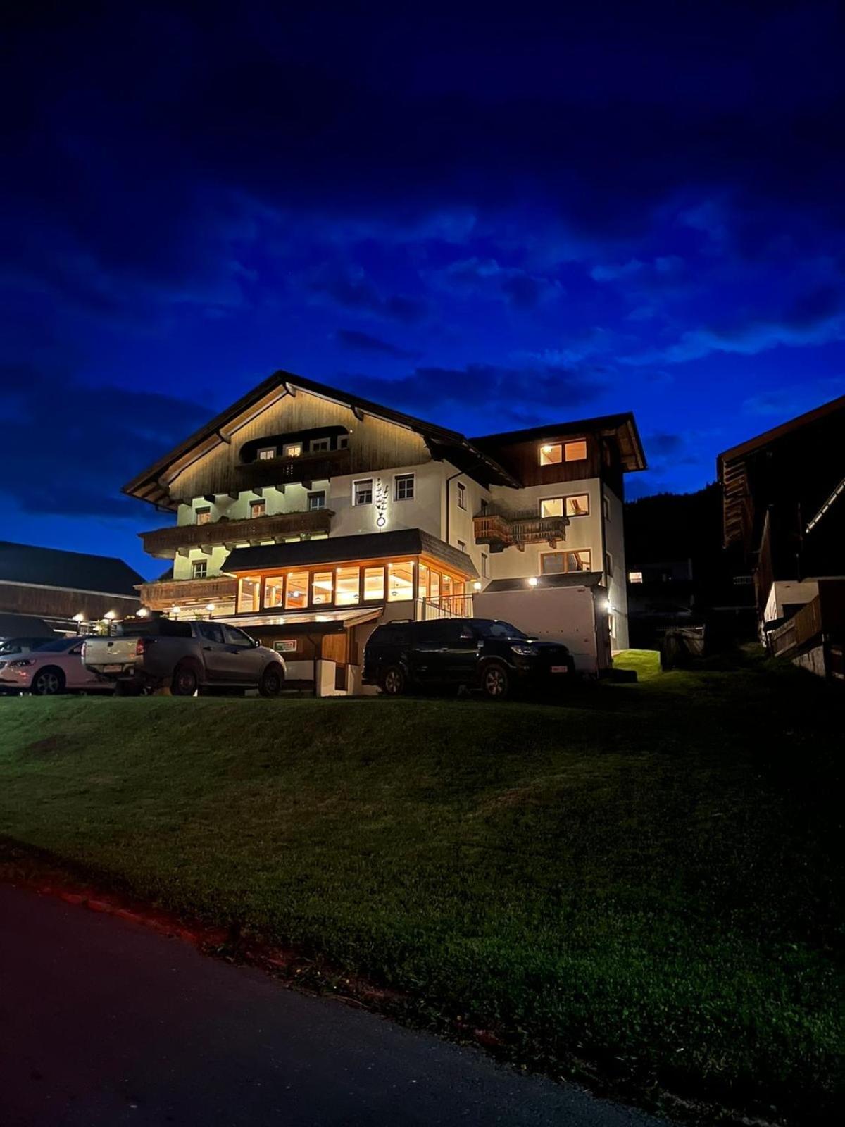 Hotel Der Oswalderhof Obertilliach Exteriér fotografie