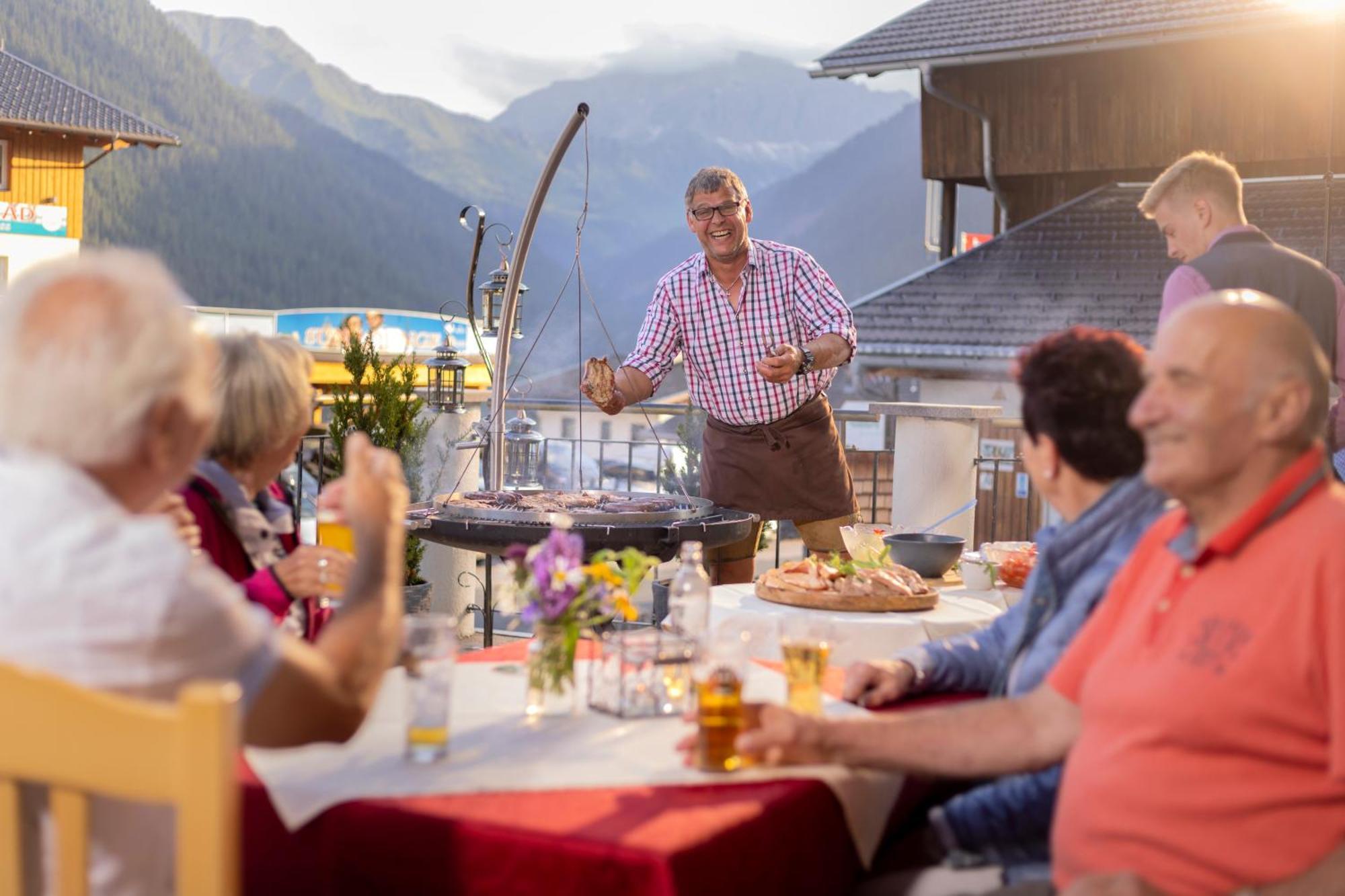 Hotel Der Oswalderhof Obertilliach Exteriér fotografie